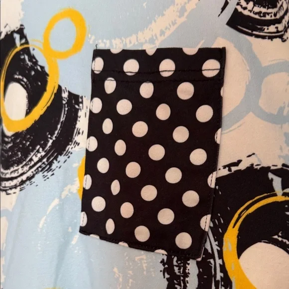 Stylish Polka Dot and Circle Patterned Blouse - Picture 5 of 6